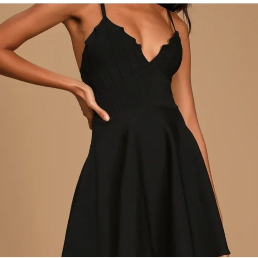 Lulus Fit and Flare Dress Womens XS Black NEW Ribbed Scalloped Skater Mini